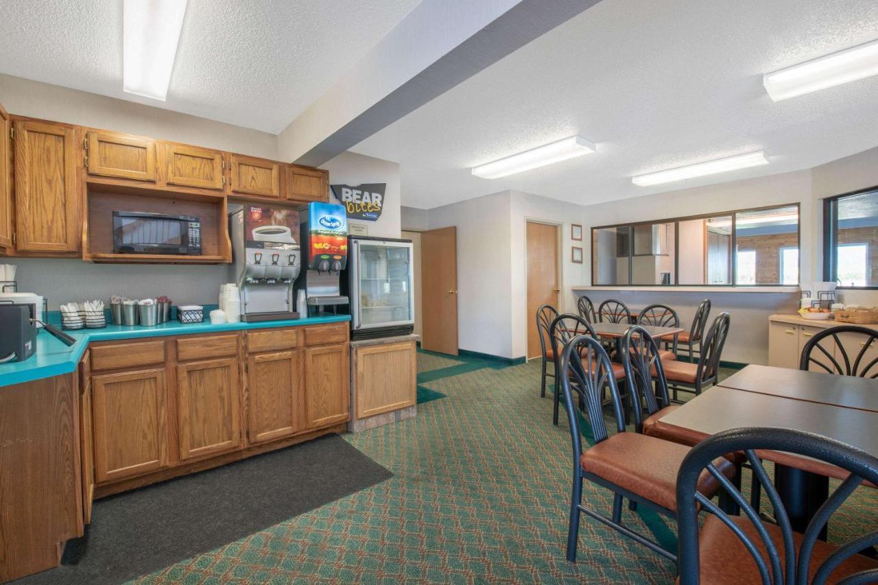 Travelodge By Wyndham Spearfish Exterior foto